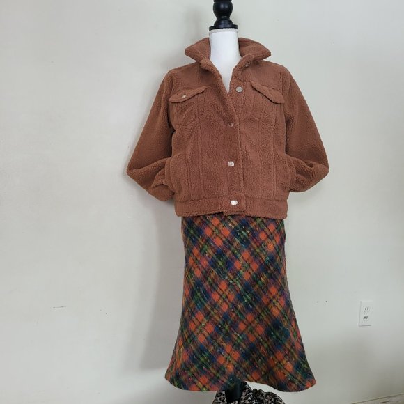 IRIS LOS ANGELES Jackets & Blazers - IRIS LOS ANGELES TAN PLASH SHAKET SIZE M